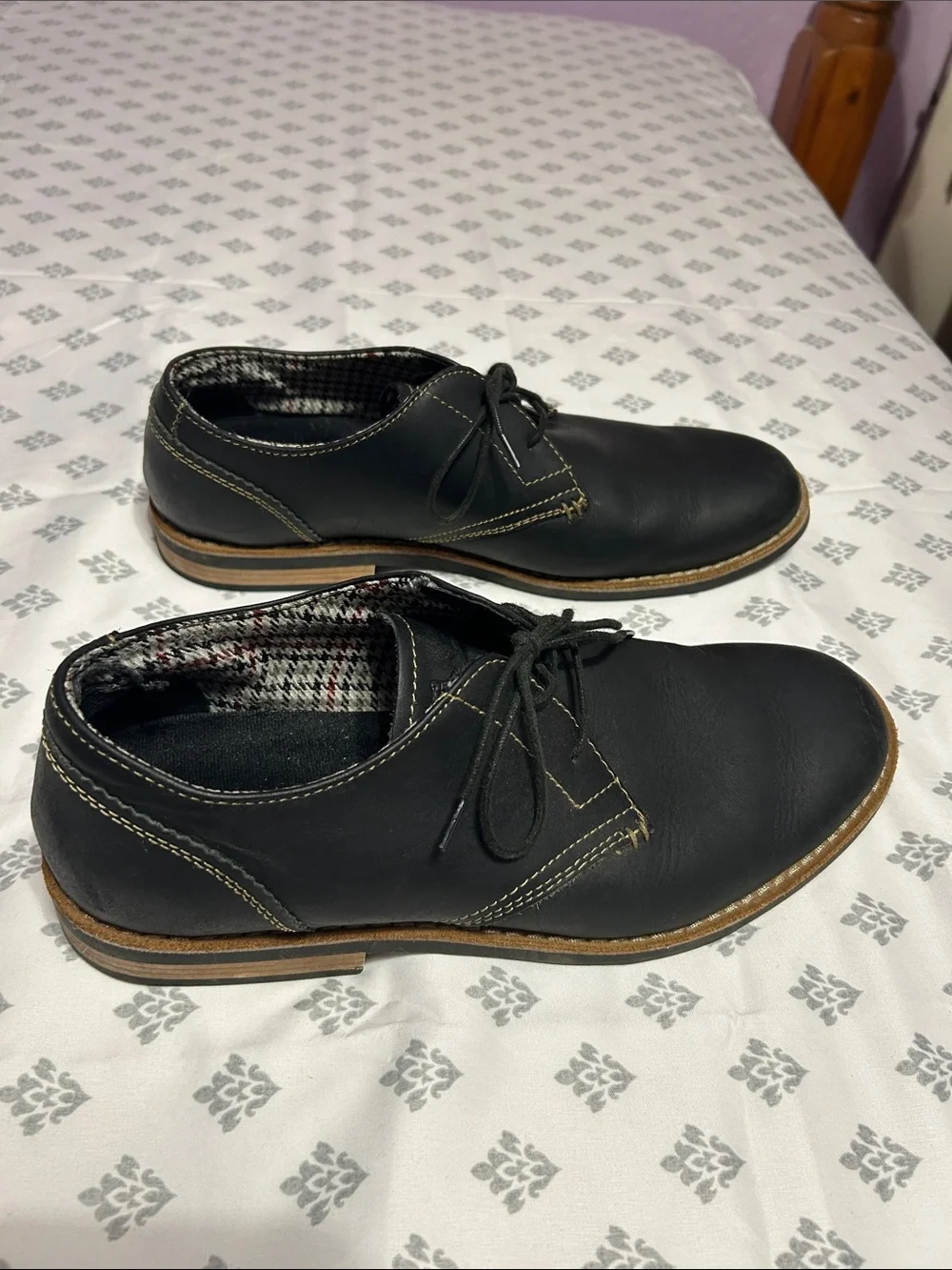Original Penguin Black Leather Lace-Up Oxfords with Tan Trim